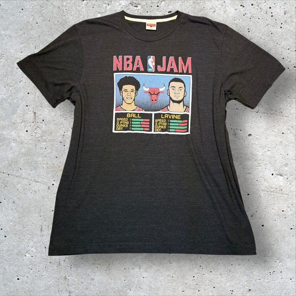 Homage NBA Jam Lonzo Ball Zach LaVine Chicago Bulls Retro Style T-Shirt Large